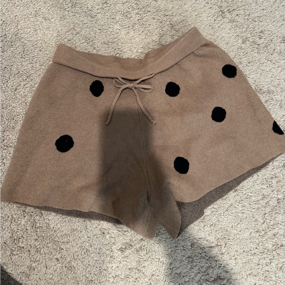 N W/O T VICI Shorts